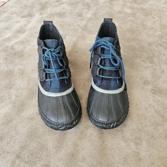 Sorel Ankle Boots in Black and Teal - Picture 4 of 8